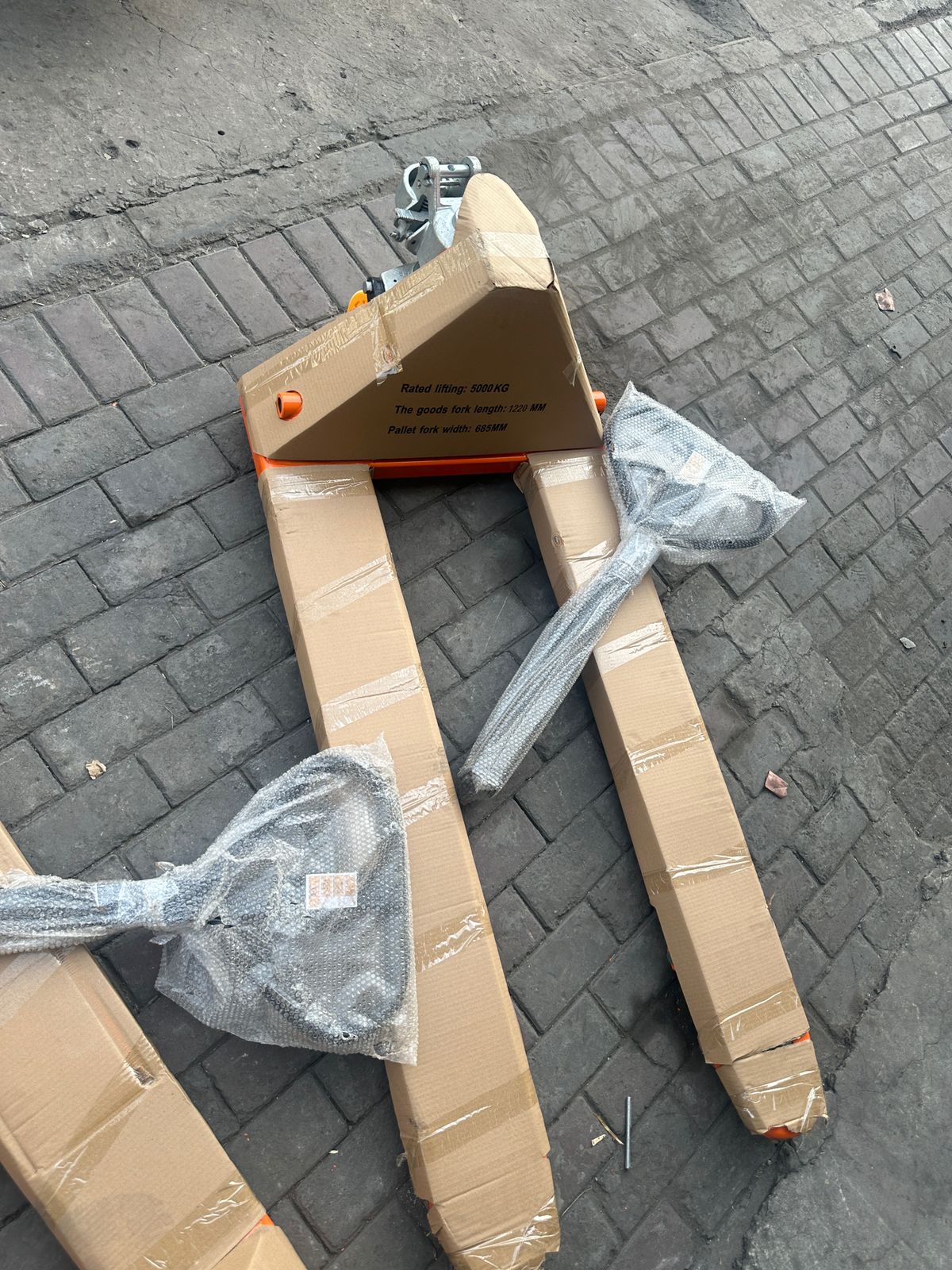 5 Ton Hand Pallet Trucks - Tell: 03219269422