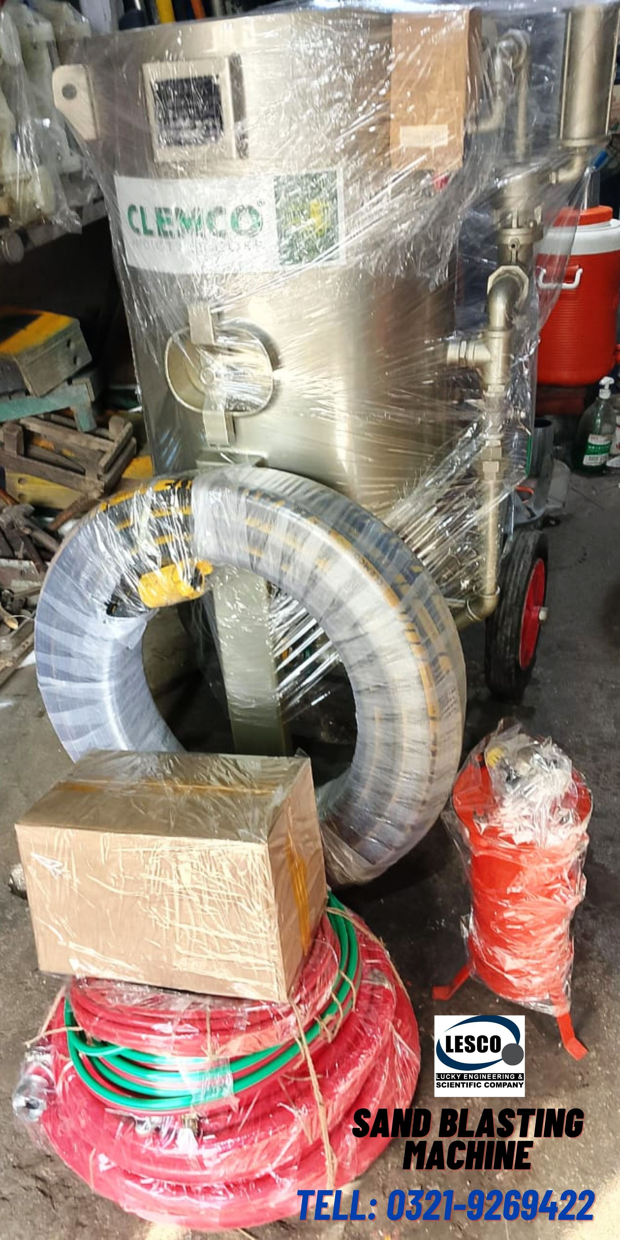 CLEMCO ( U.S.A) SAND BLASTING MACHINE, TANK CAPACITY 300 LITER
