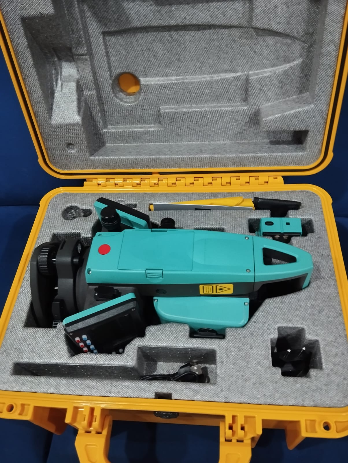 STEC Total station Model AXIS 1 Tell: 03219269422