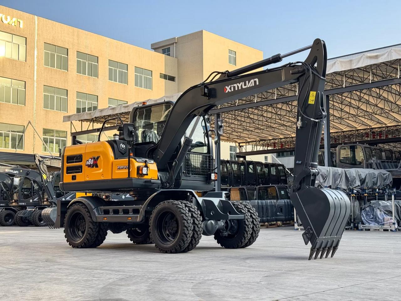 Xinyuan XYC80WYT Hydraulic Wheel Excavator 7 Ton