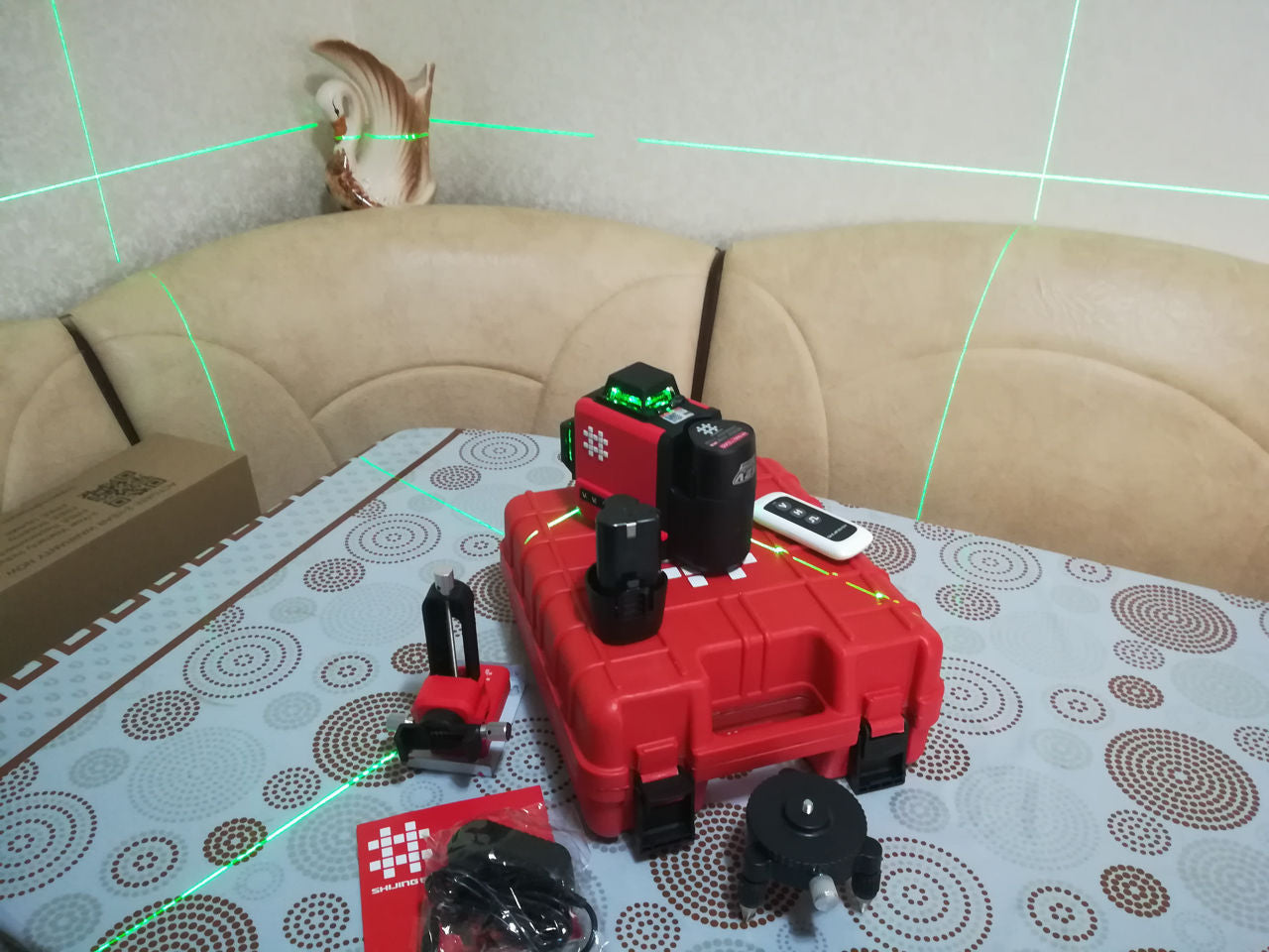 Green Beam 3D Laser Level Tell: 03219269422