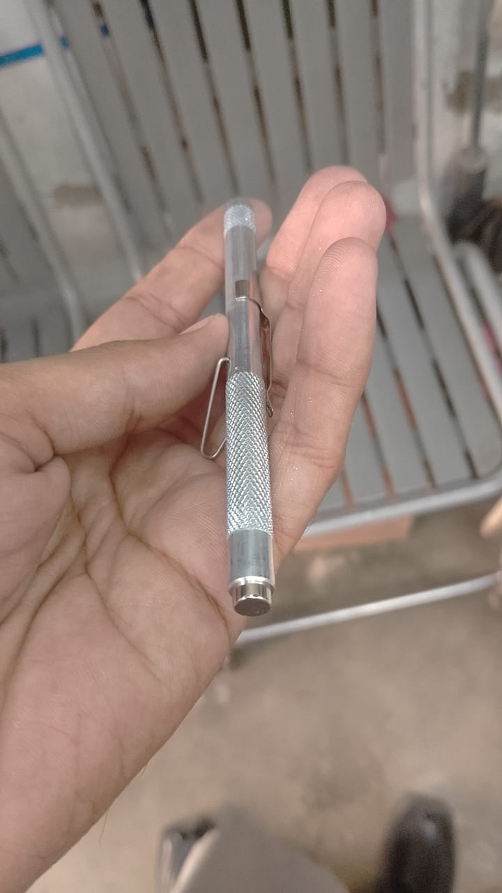 Swing Magnetic Pen (Made in UK) - Tell : 03219269422