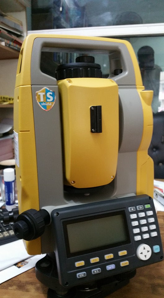 Topcon (Japan) Total Station Pakistan (Tell:03219269422)
