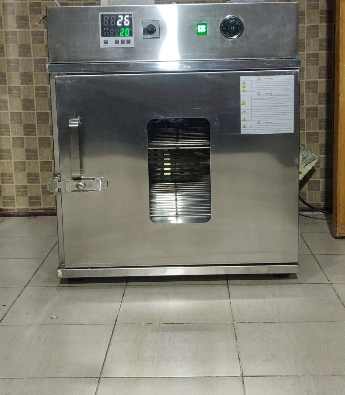 Digital Stainless Steel Laboratory Oven Capacity 226 Liters- Tell: 03219269422
