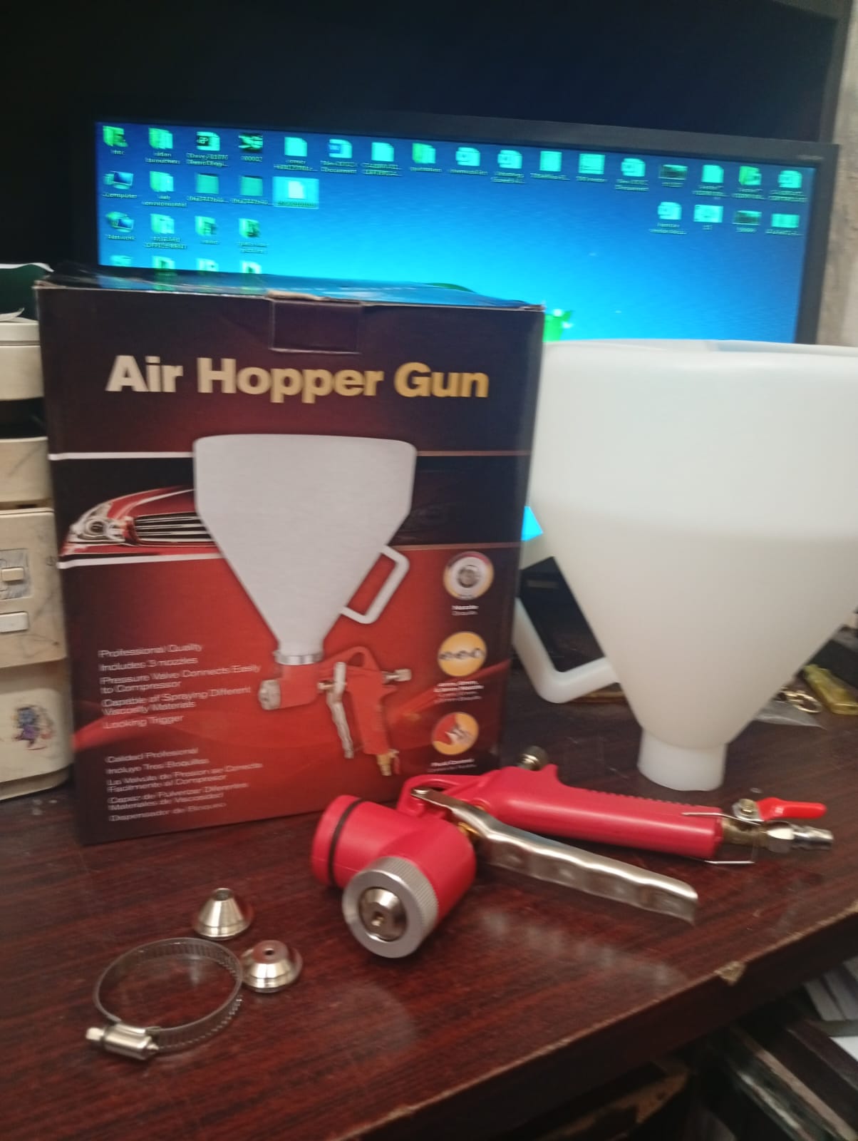 Air Texture hopper Gun- Tell 03219269422