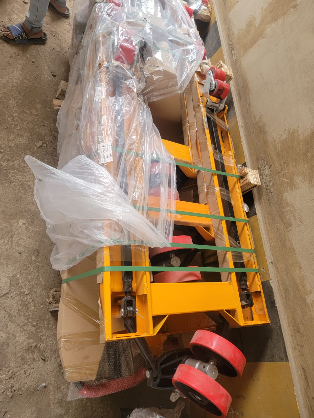 3000 Kg Brand New Hand Pallet Trucks- Tell: 03219269422