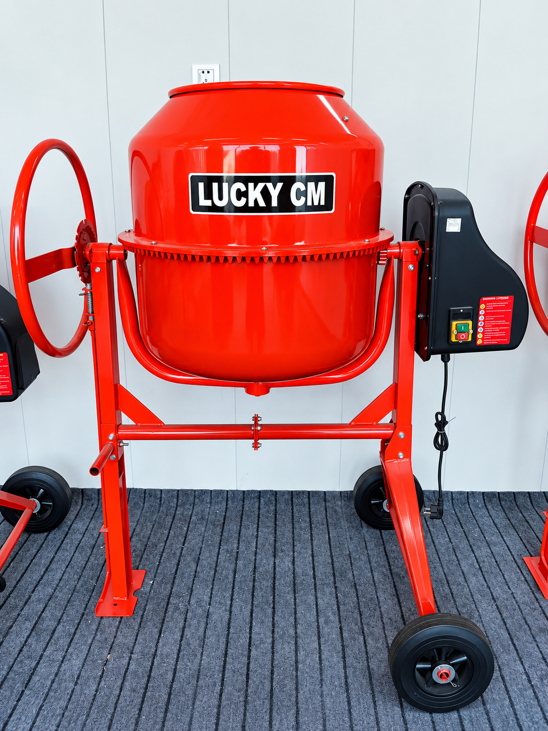 250 Liter Concrete Mixer for Construction Projects