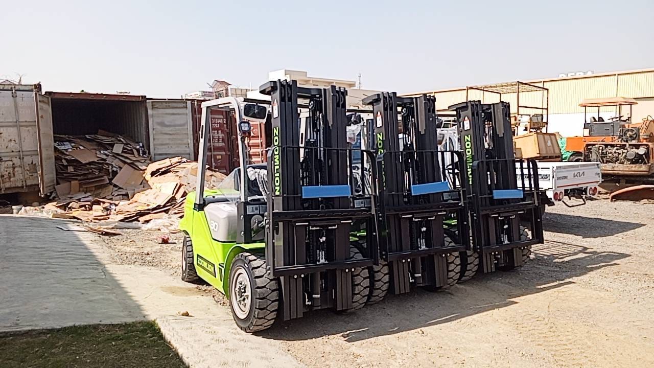 Forklift