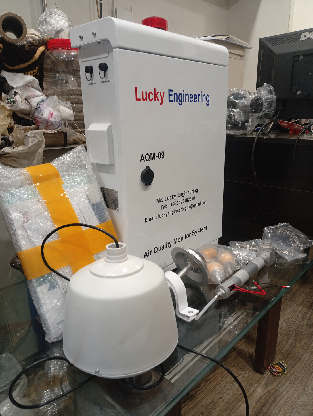 Air Qulaity Monitoring System by Lucky Engineering 