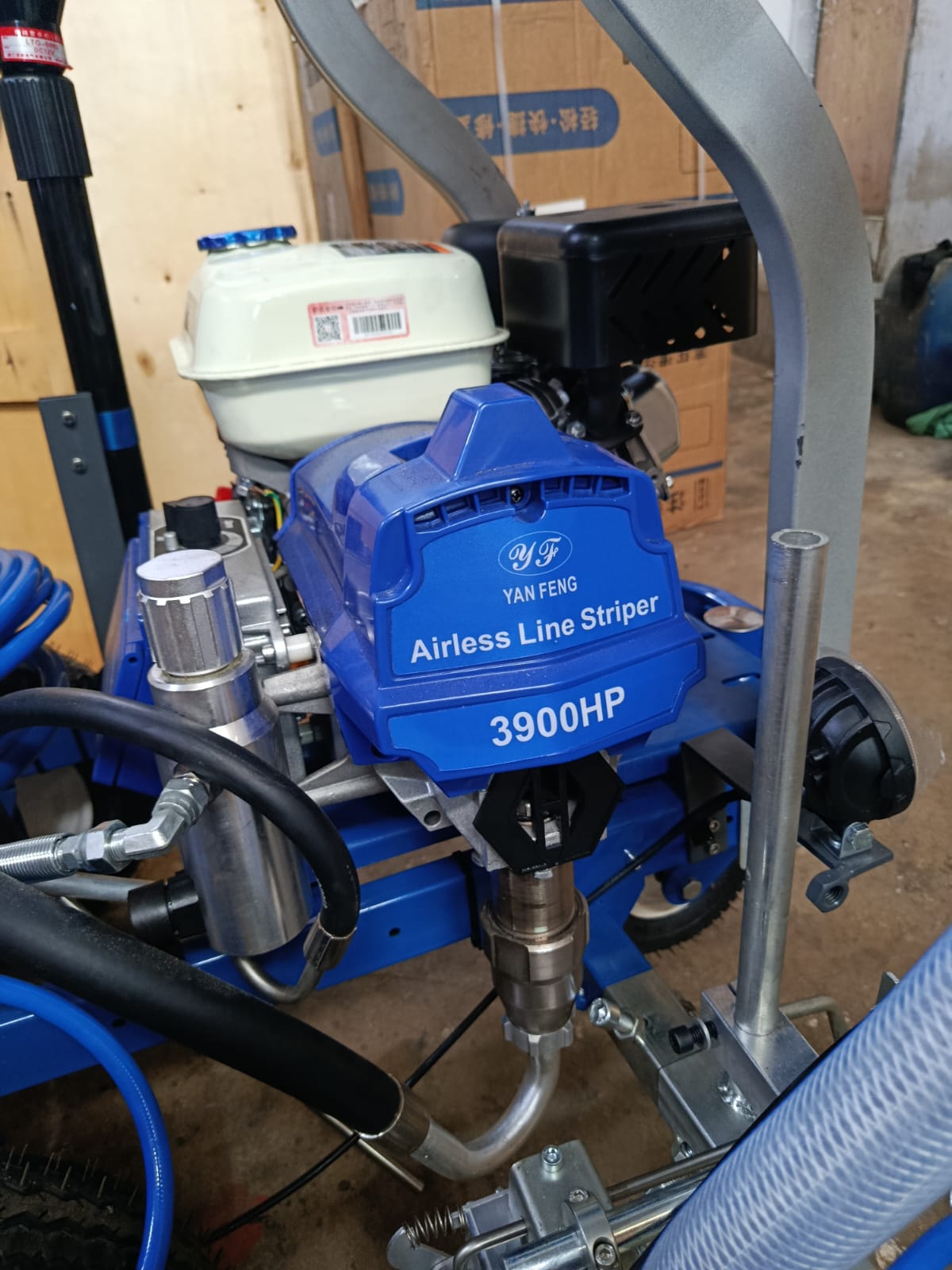 Airless Line Striper PT-3900HP Cold Paint Machine by lucky Engineering