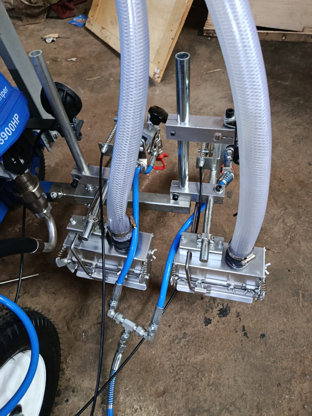 Airless Line Striper PT-3900HP Cold Paint Machine by lucky Engineering DHA Karachi 