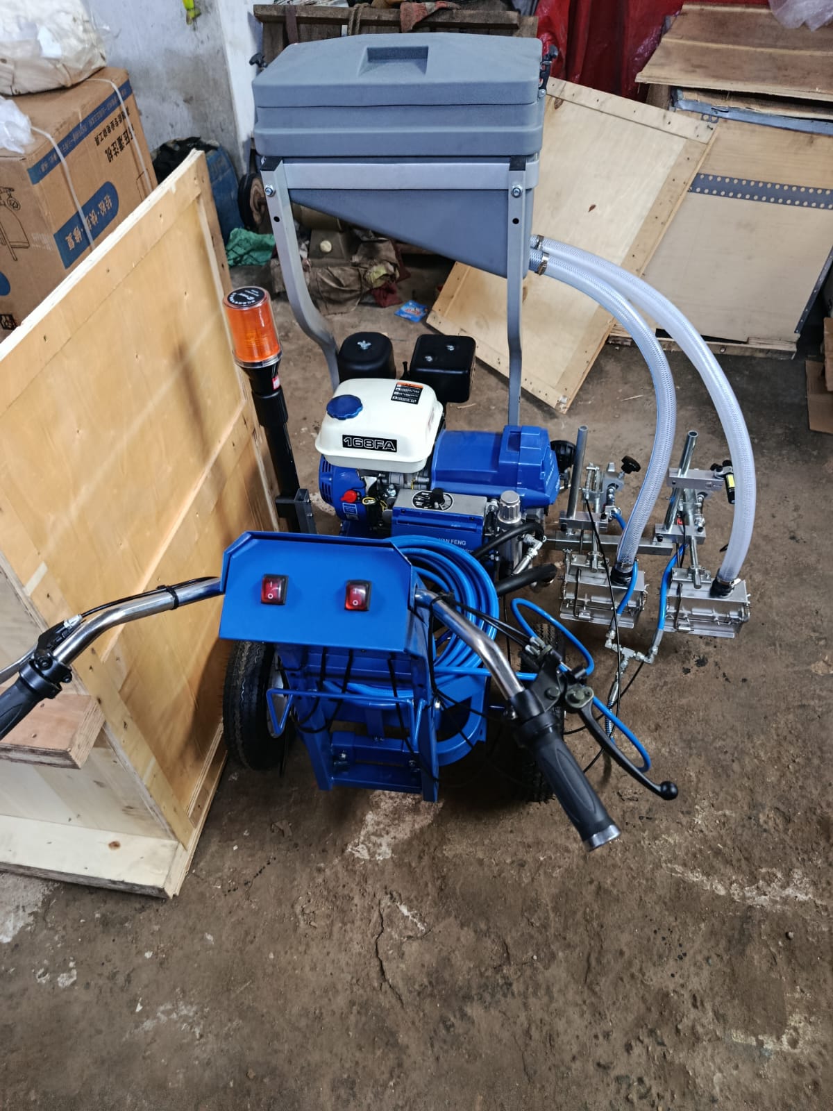 Airless Line Striper PT-3900HP Cold Paint Machine by lucky Engineering DHA Karachi importer 
