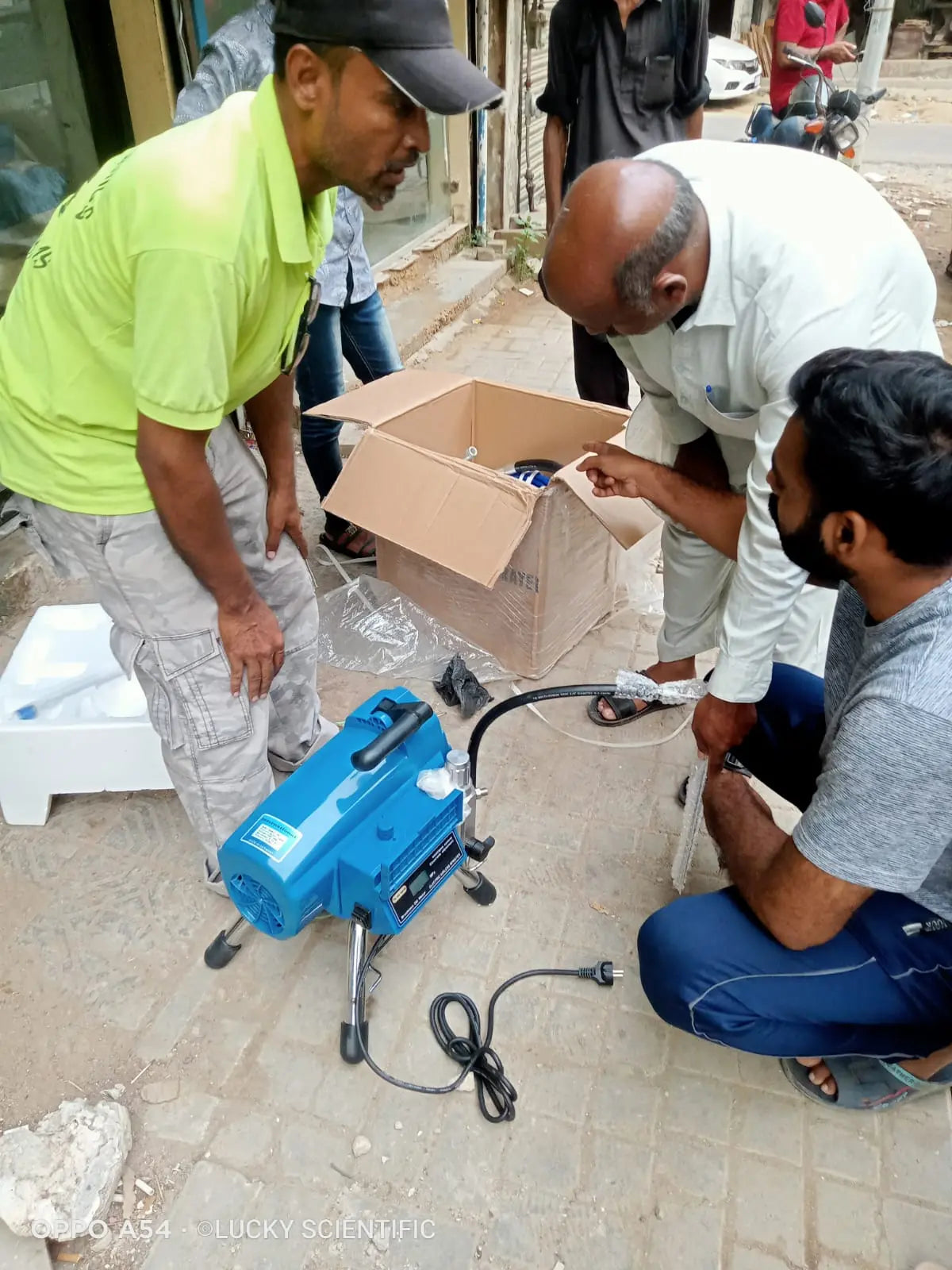 Airless Paint Spray Machine 595- Pakistan Tell:03219269422 Lucky Engineering