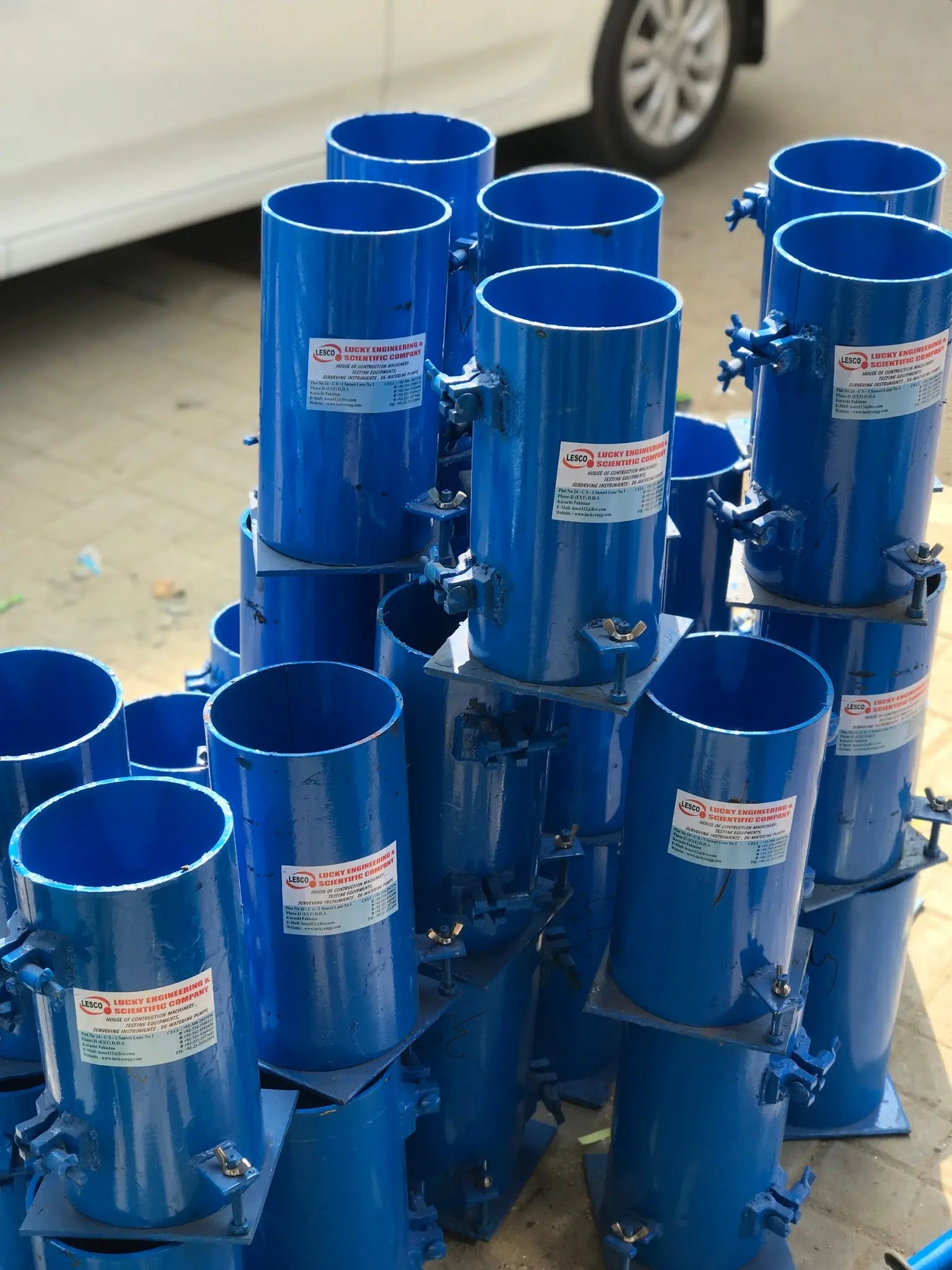 Concrete Cylinder Mould- Pakistan Tell: 03219269422 Lucky Engineering