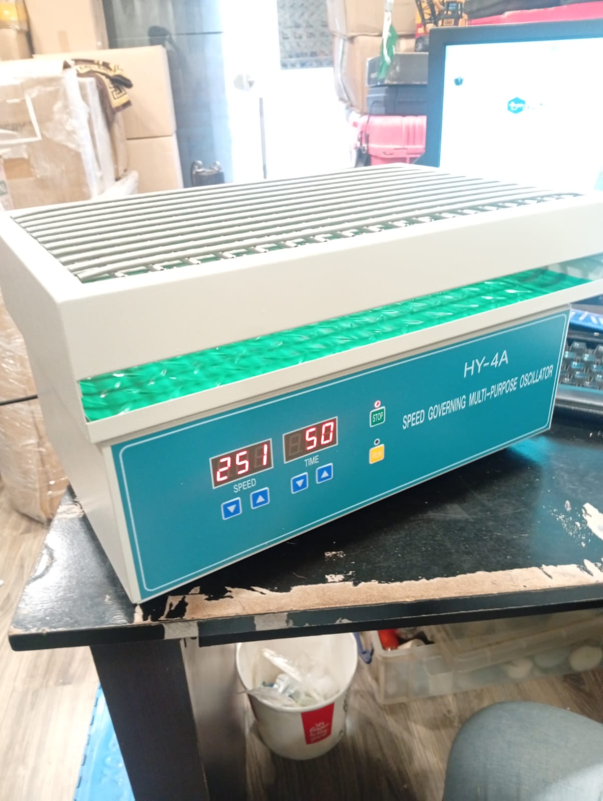 HY-4A multi-purpose oscillator laboratory shaking platform