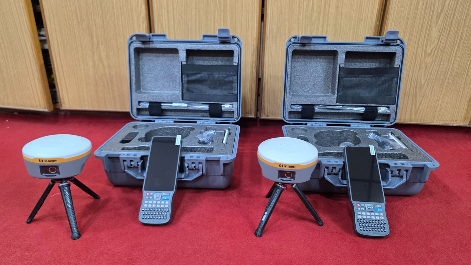 Hi-Target V600 L Laser RTK Controller and Receiver