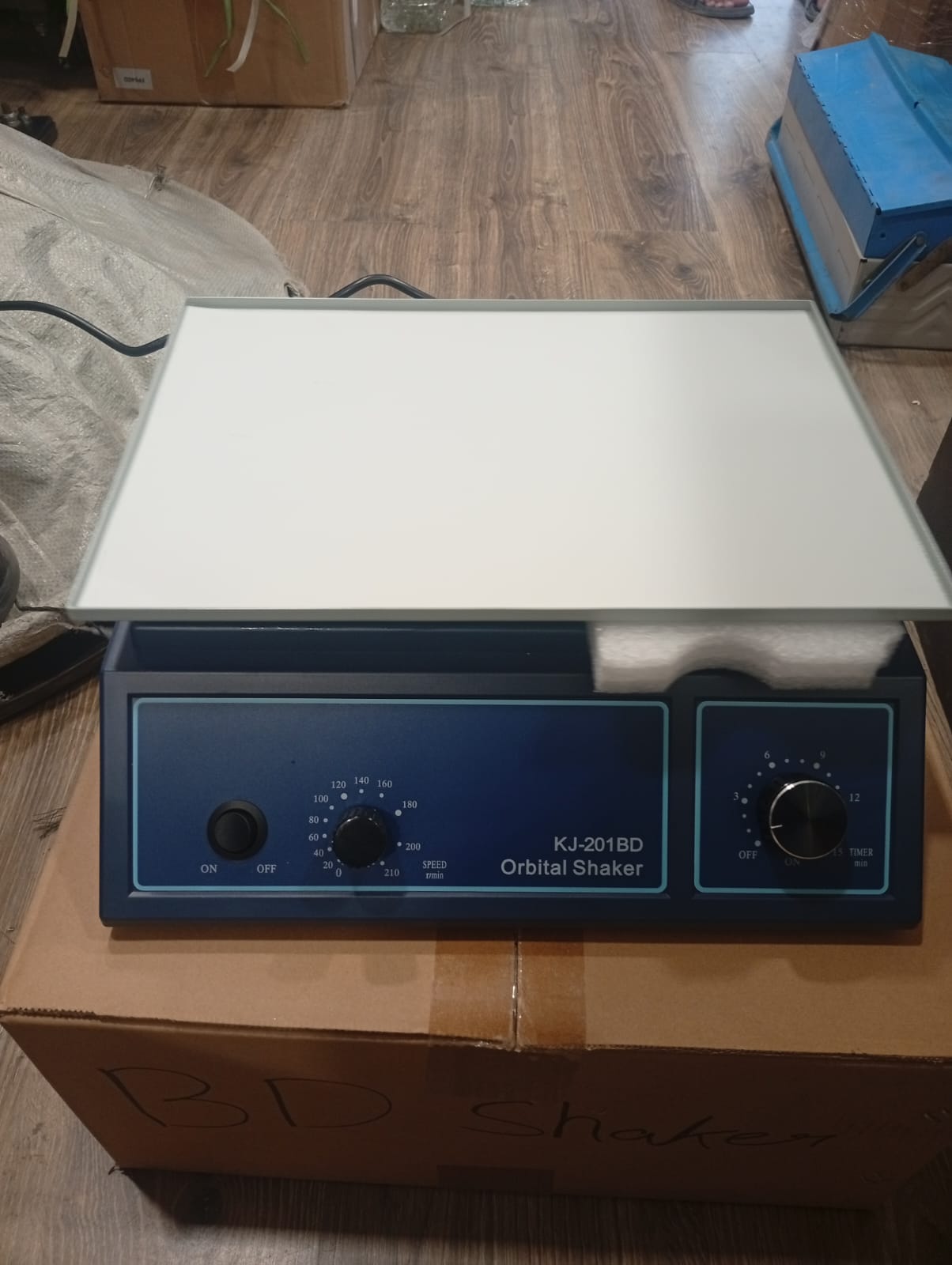 KJ-201BD laboratory orbital shaker with platform