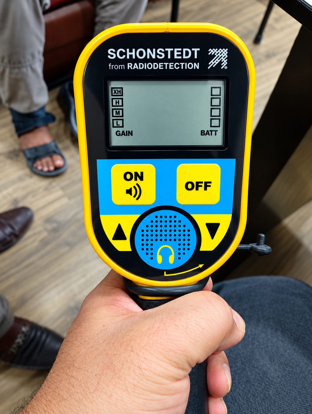Maggie Magnetic Locator LCD display gain settings and controls