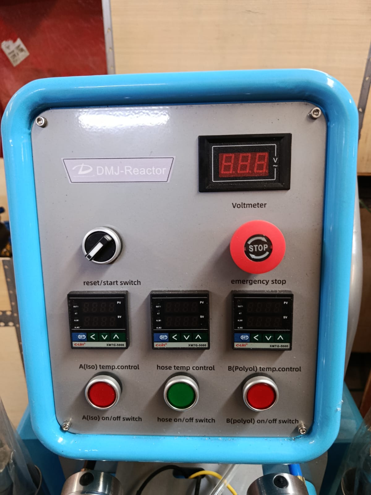Polyurea Spray Machine by lucky engineering (lesco)