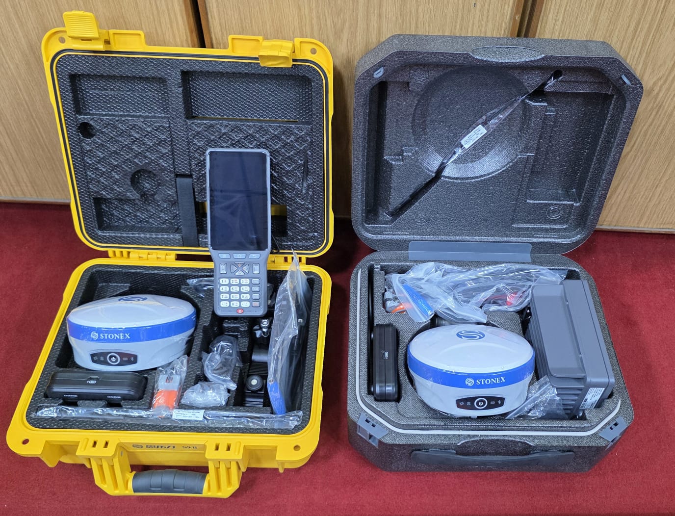 STONEX S900+ GNSS Receiver