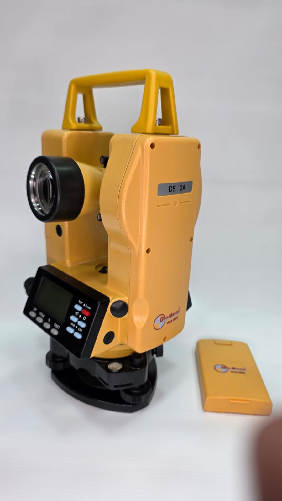 Digital Theodolite Model DE 2A (2 second Accuracy) Tell: 03219269422