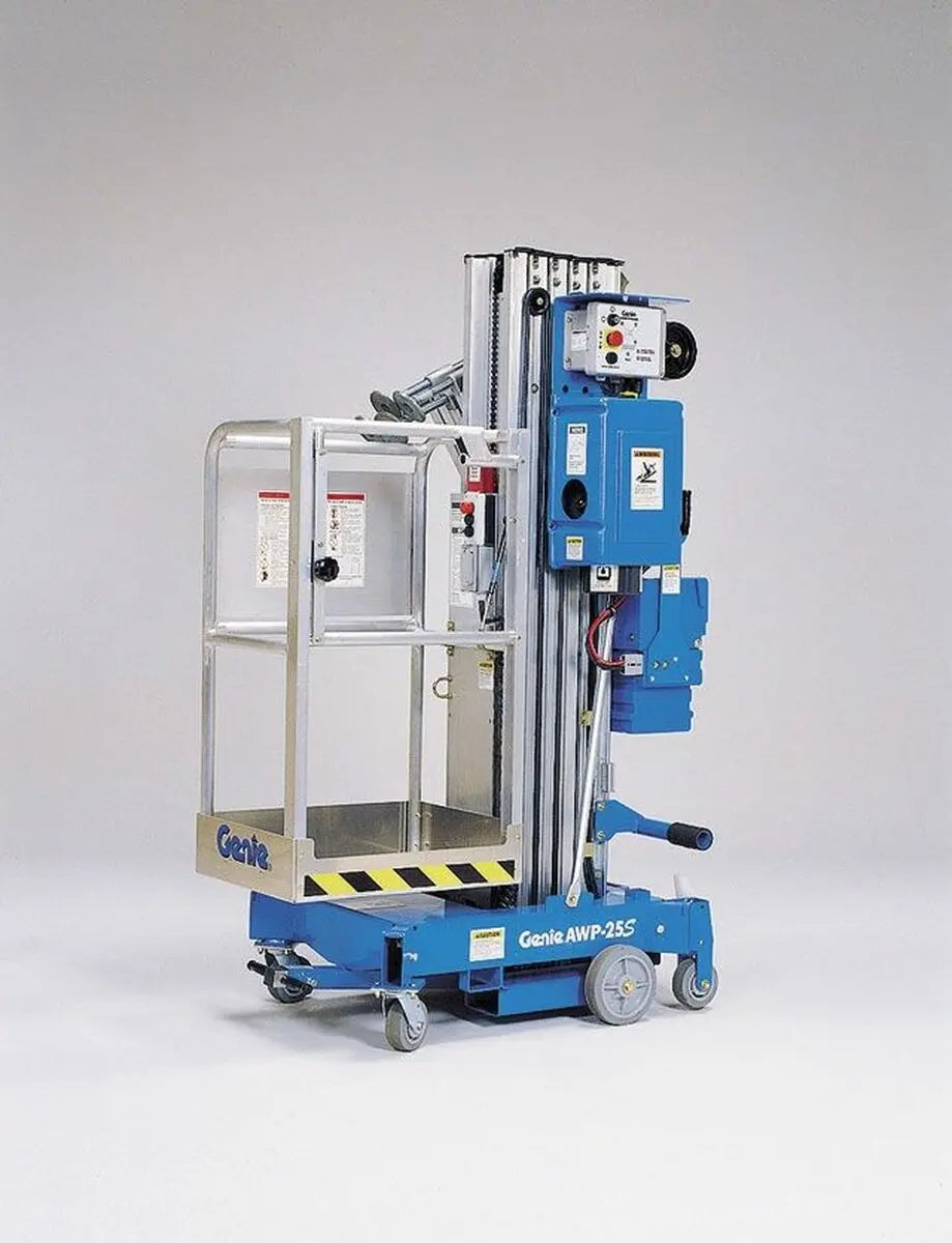 Electric mast lift aerial platform for safe working at height