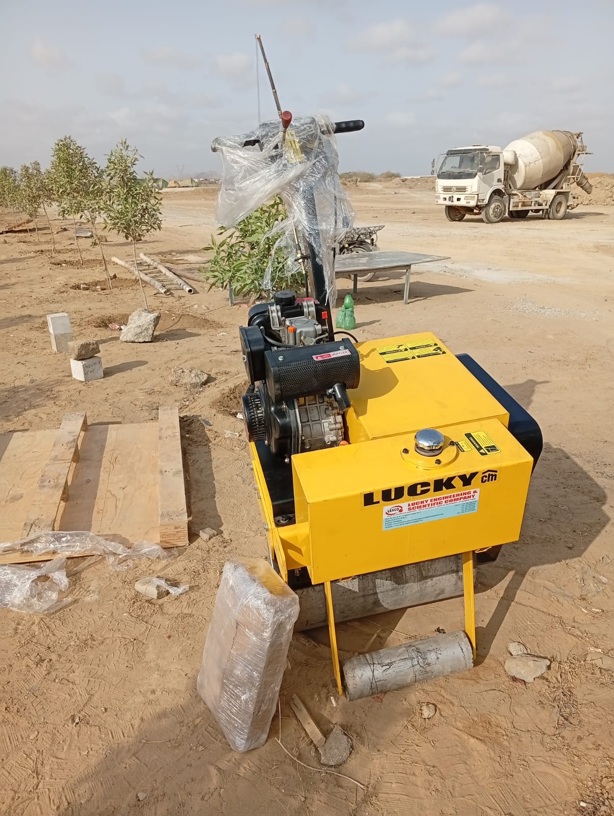 Walk Behind Vibratory Road Roller for Soil and Asphalt Compaction