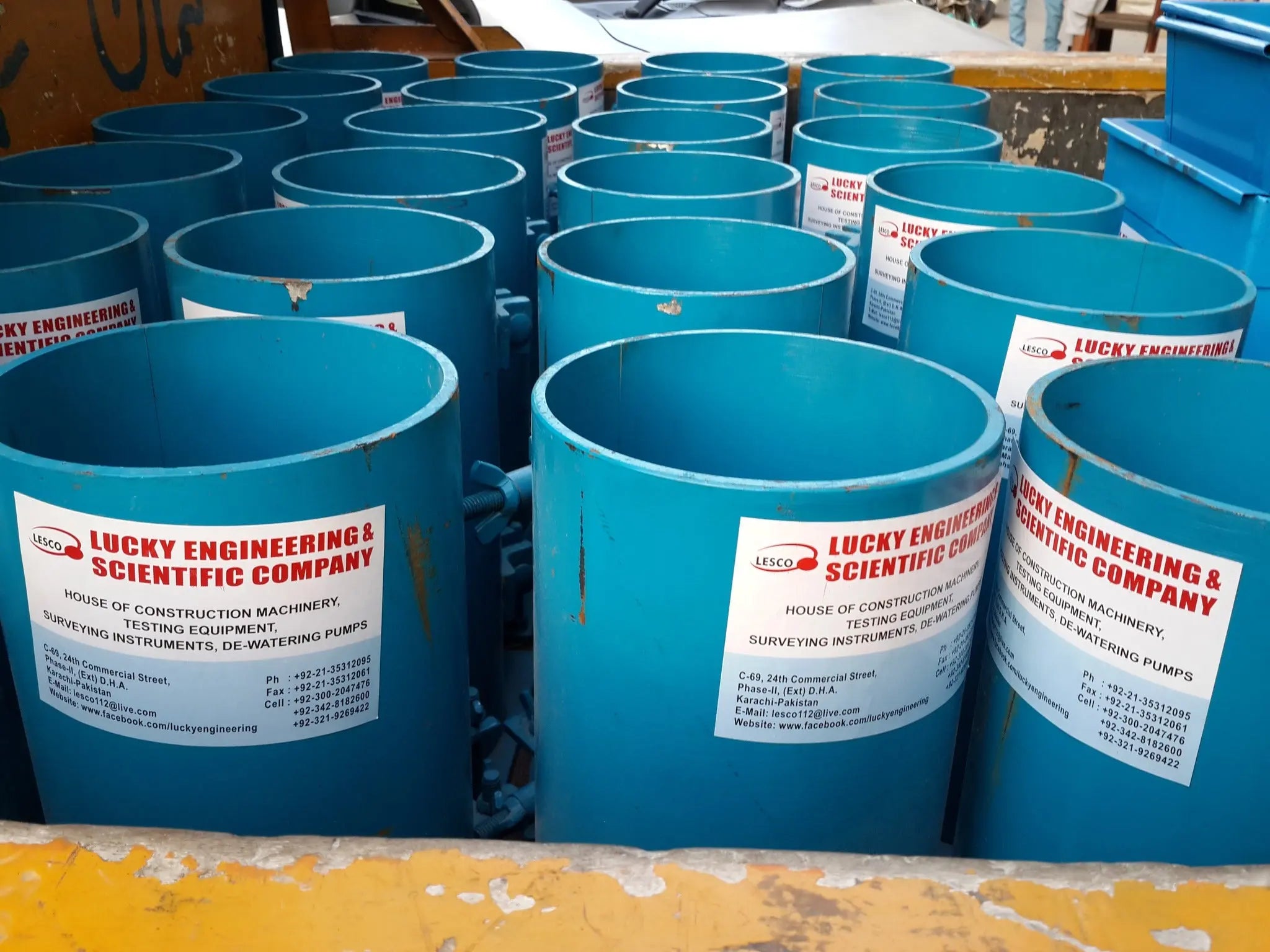 Concrete Cylinder Mould- Pakistan Tell: 03219269422 Lucky Engineering