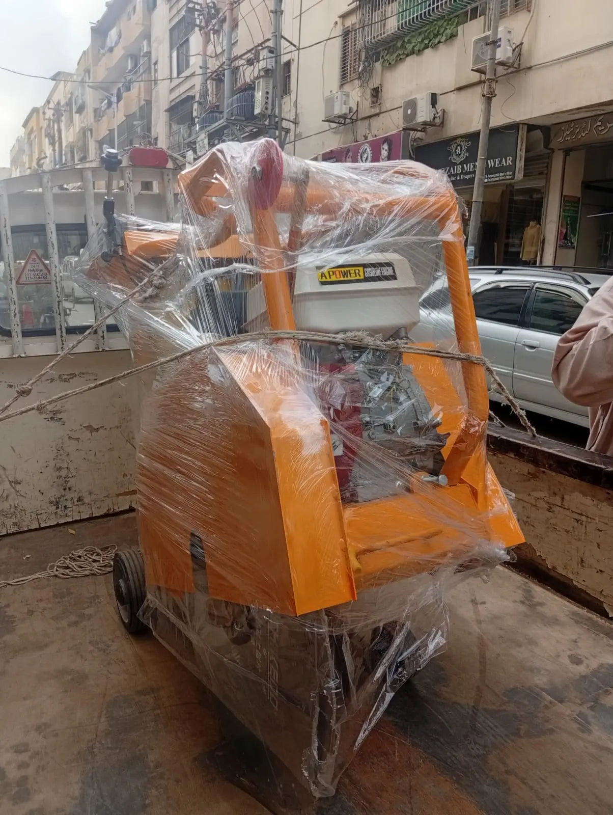 LUCKY BRAND - ASPHALT ROAD CUTTER BY LUCKY ENGINEERING Lucky Engineering